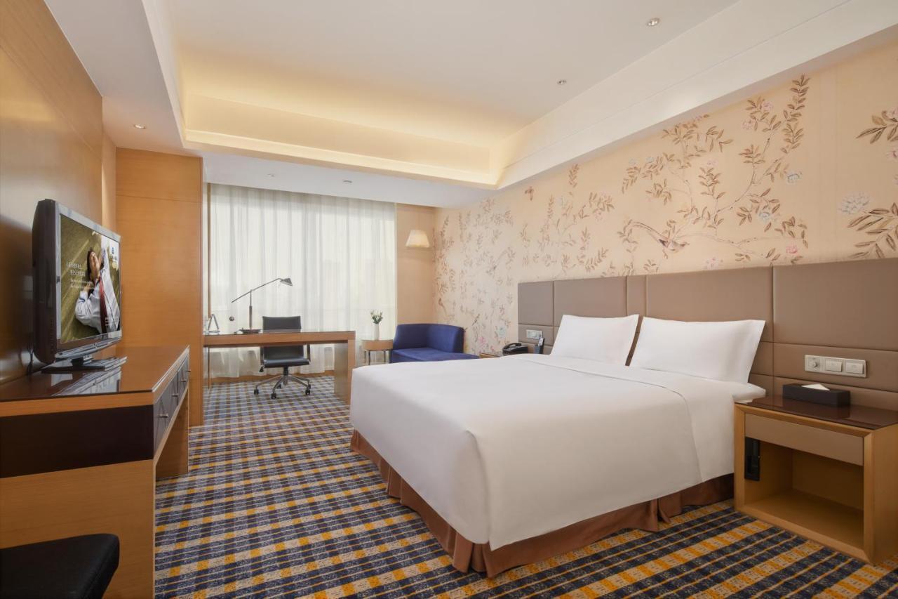 Yueyang Grand Skylight Hotel Exterior photo