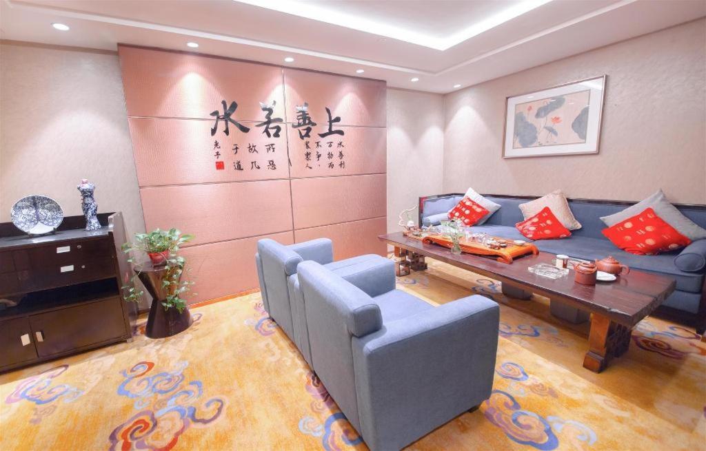 Yueyang Grand Skylight Hotel Exterior photo