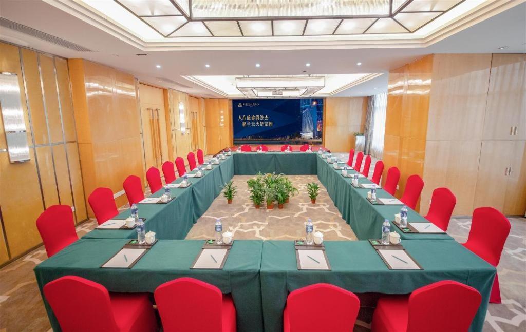 Yueyang Grand Skylight Hotel Exterior photo